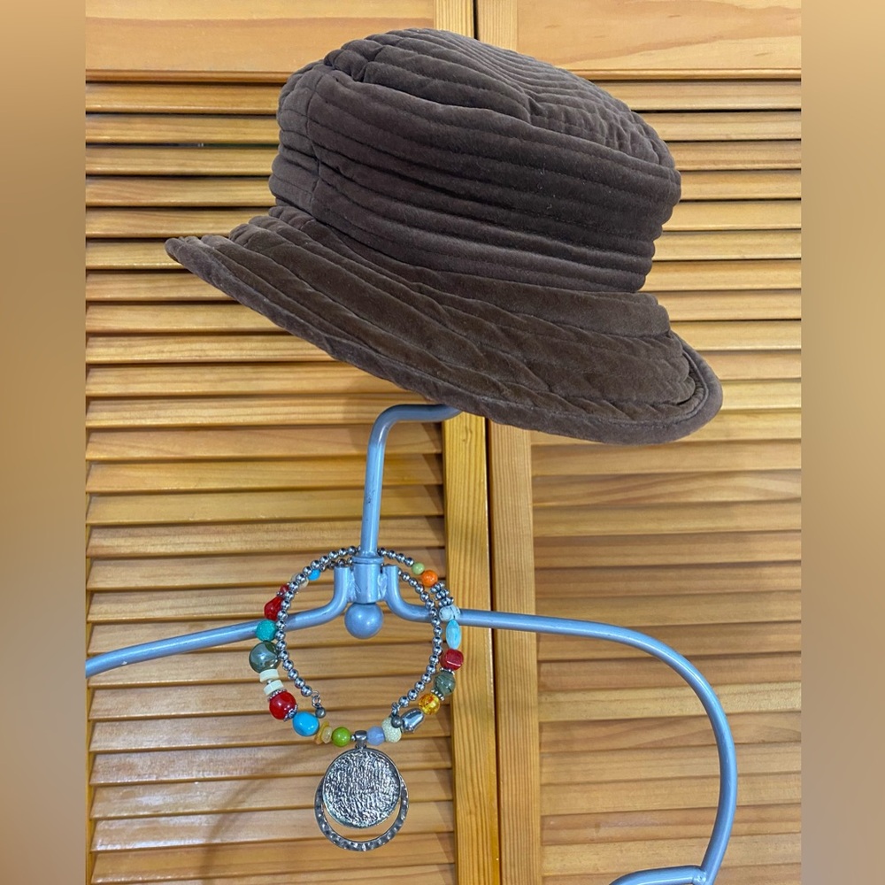 🤠Vintage Contempo Casuals: Unique, brown hat